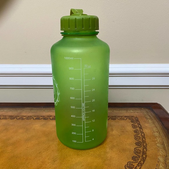 Grand Canyon Tribal 32 ounce Water Bottle - Picture 3 of 5